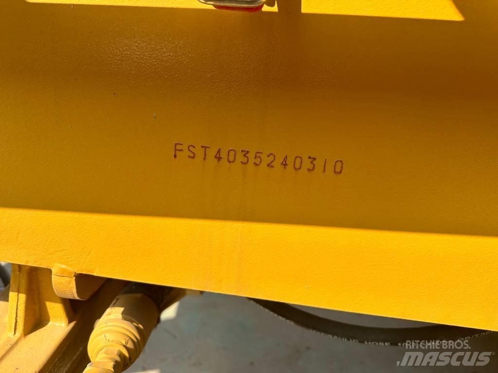 CAT 420 F ST Baggerlader
