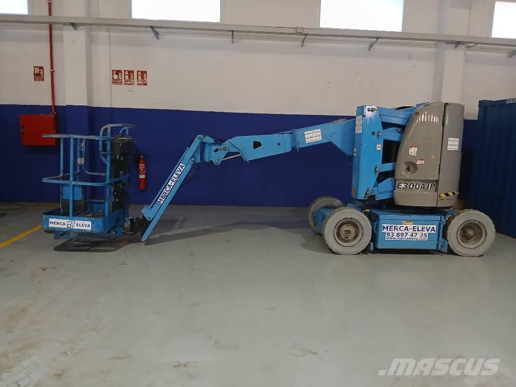 JLG E 300 AJP Gelenkteleskoparbeitsbühnen