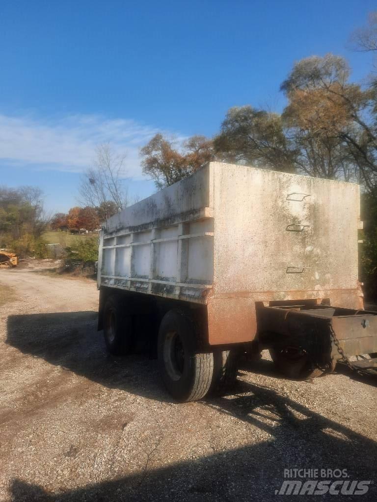 Smith Pup Trailer Kipper