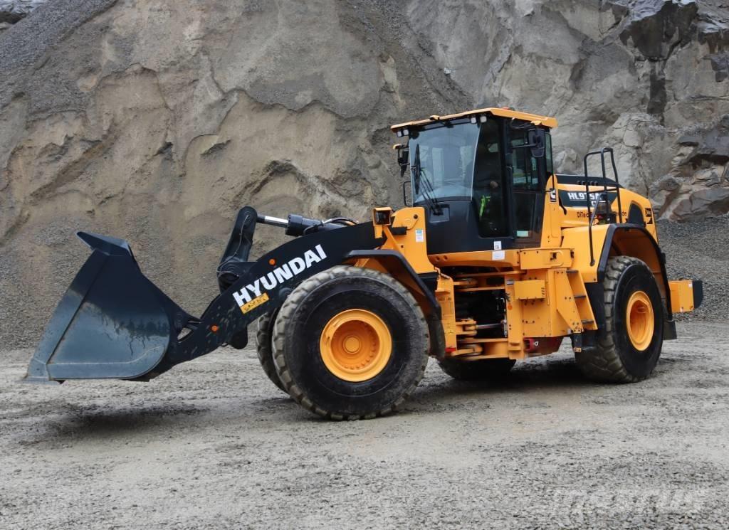 Hyundai HL 975 ACVT Radlader