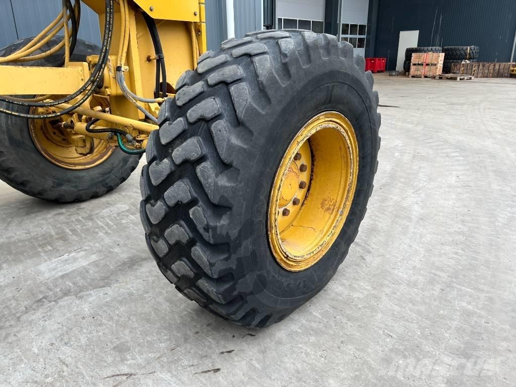CAT 140 H Grader