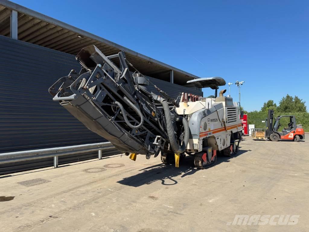 Wirtgen W 100 FI Asphaltfräsen