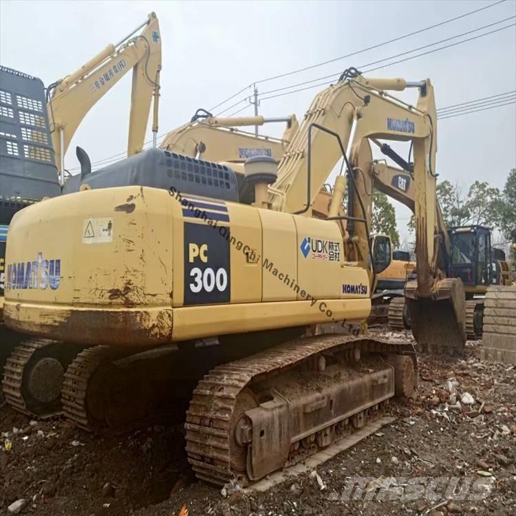 Komatsu 300 Raupenbagger