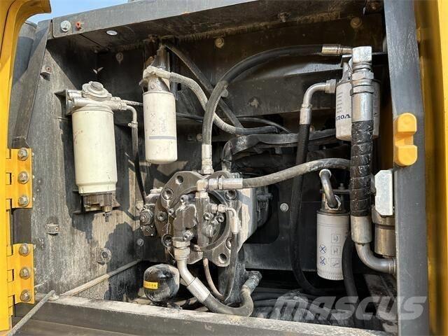 Volvo EC240 Raupenbagger