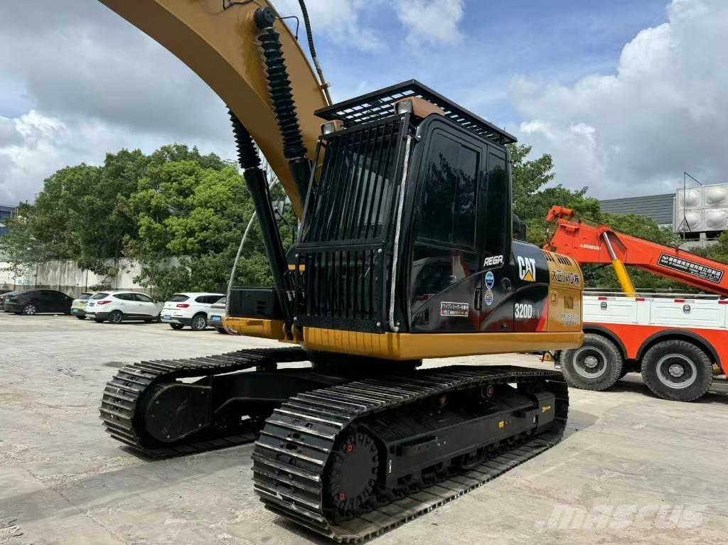 CAT 320 D2 Raupenbagger