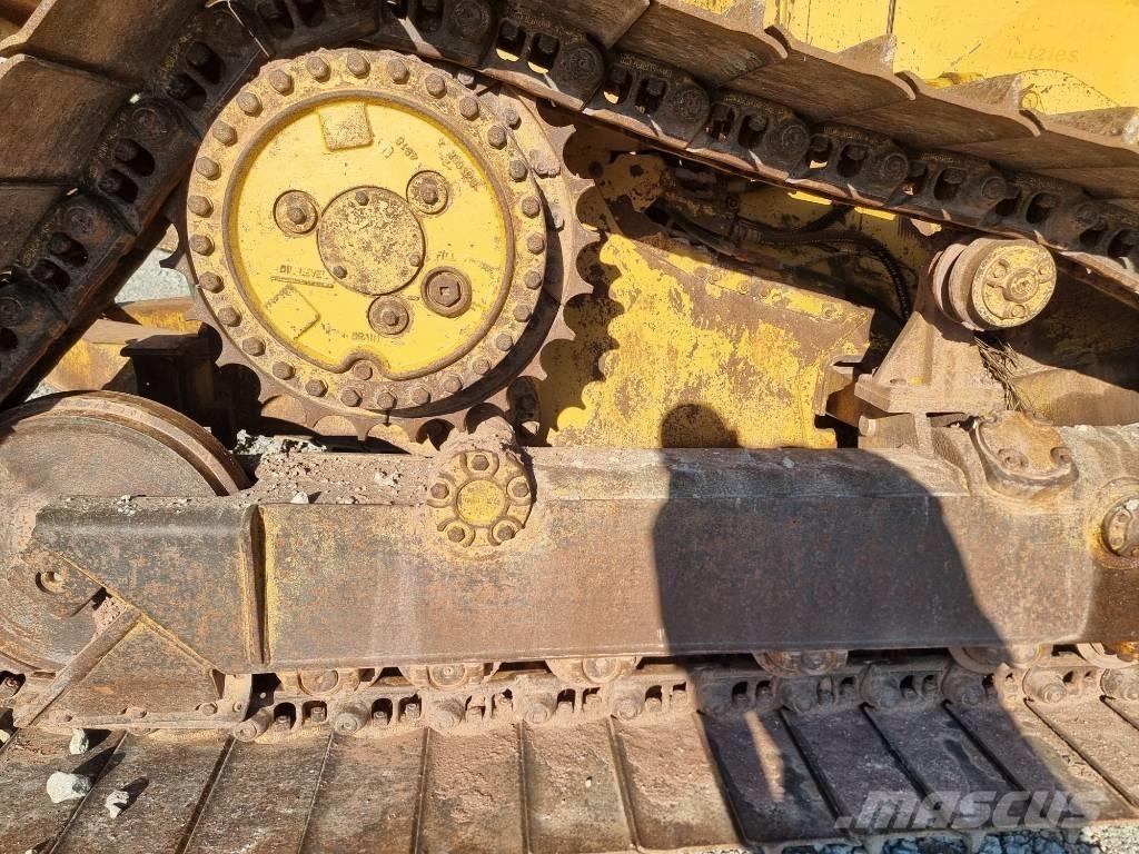 CAT D 4 H Bulldozer