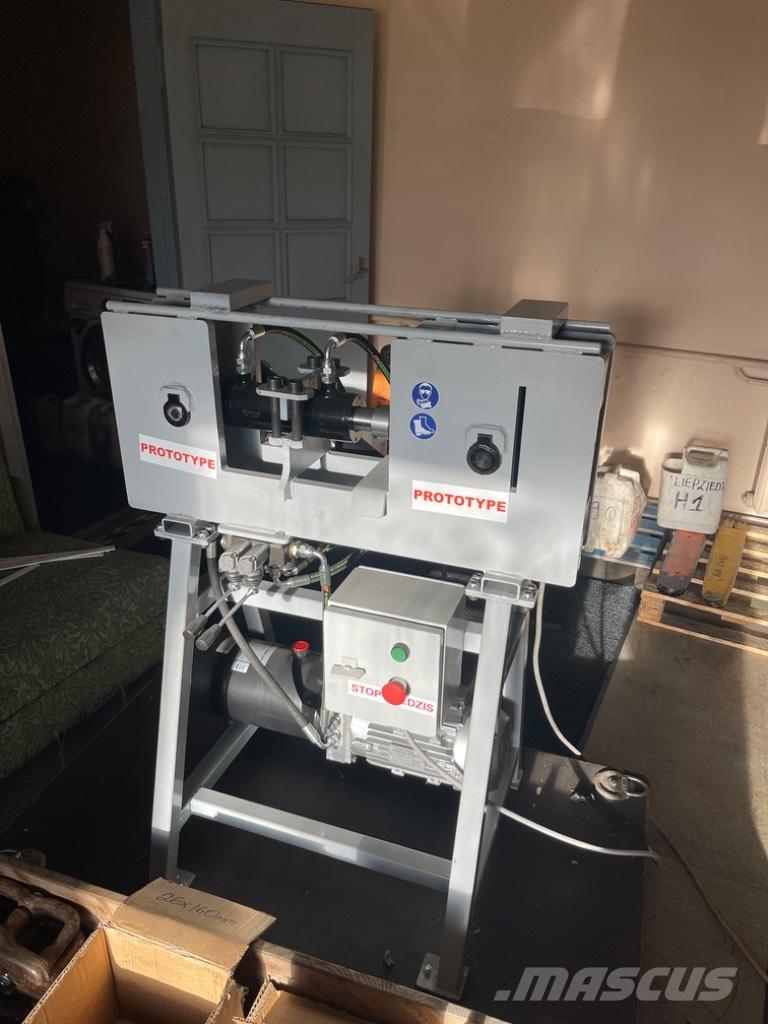  Sliežu taisnotājs 1 Sonstige Forstmaschinen