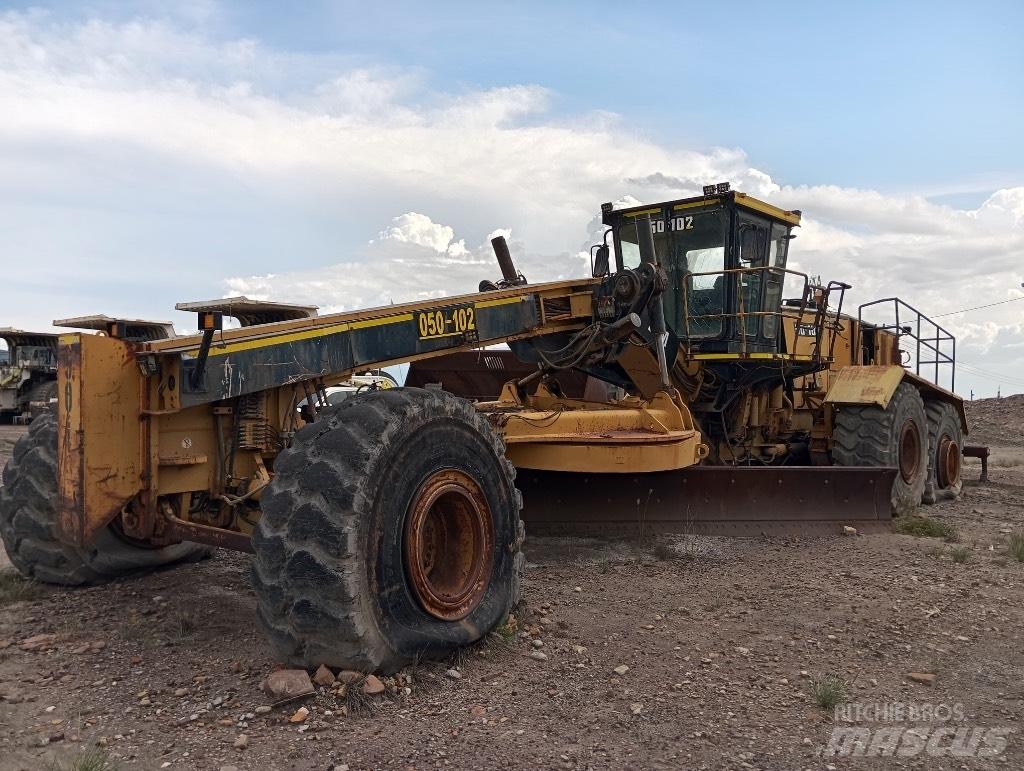 CAT 24 M Grader