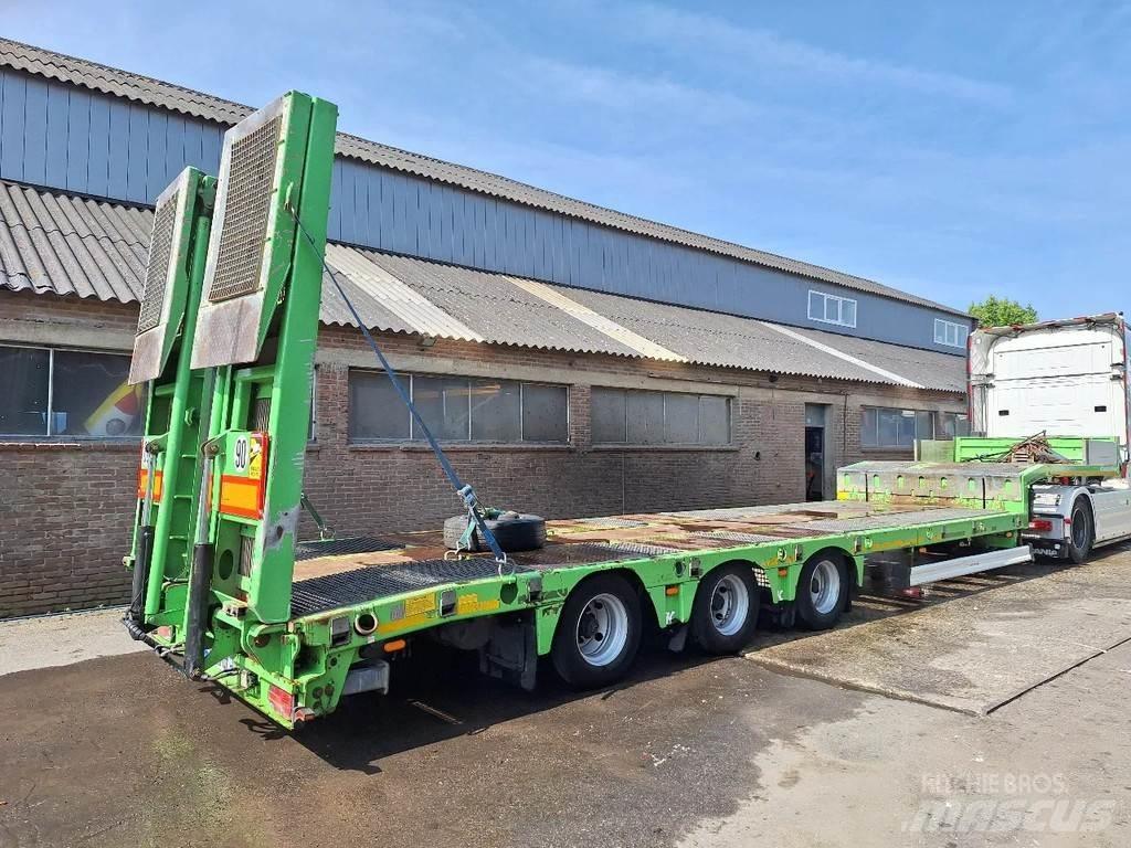 Kässbohrer LOWBED Tieflader-Auflieger