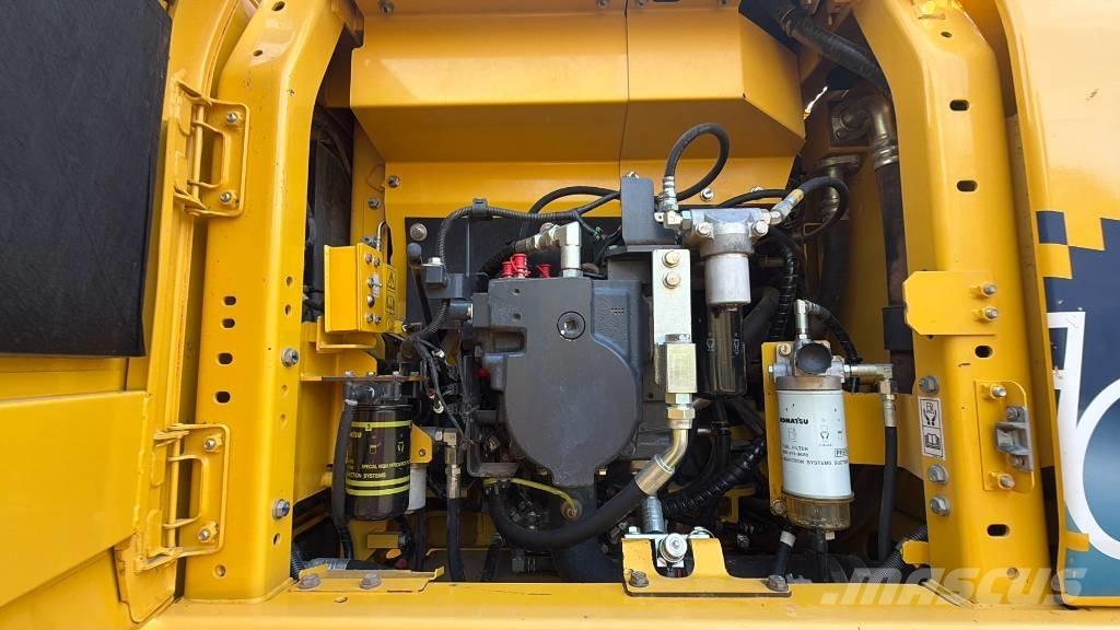 Komatsu HB 215 LC-3 Raupenbagger