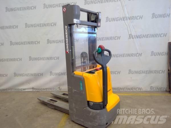 Jungheinrich EJC 112 Deichselstapler
