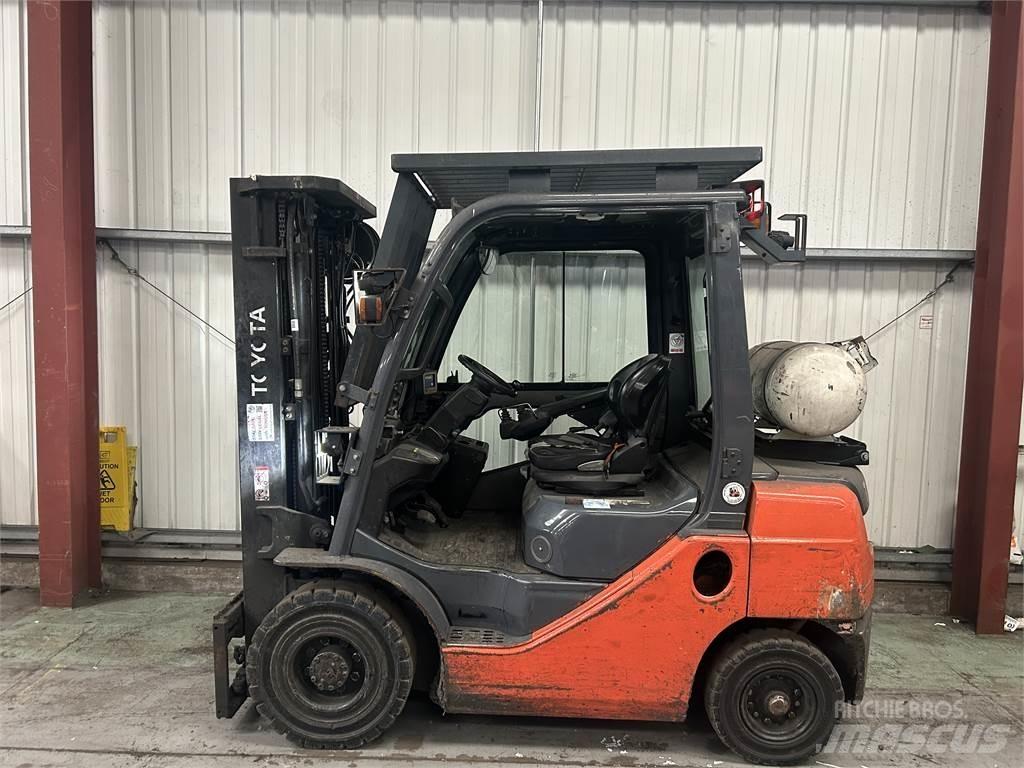 Toyota 02-8FGF25 Gasstapler