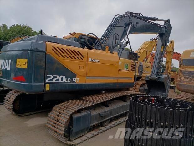 Hyundai 220LC Raupenbagger
