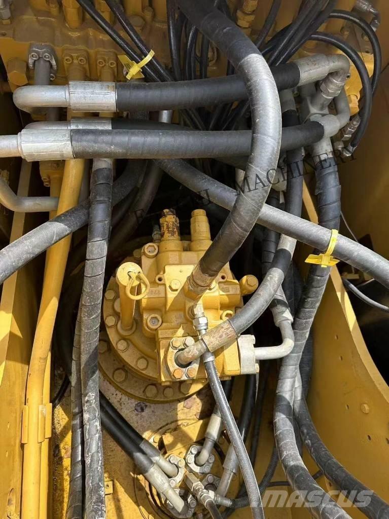 CAT 323 D2 Raupenbagger