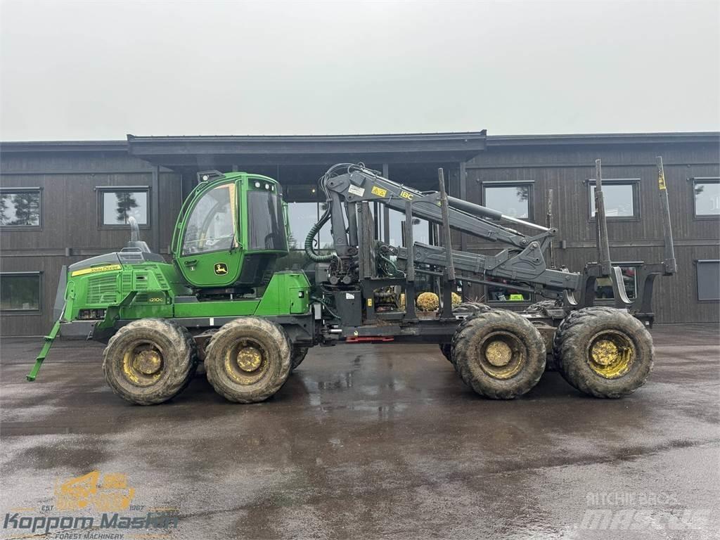 John Deere 1210G Forwarder