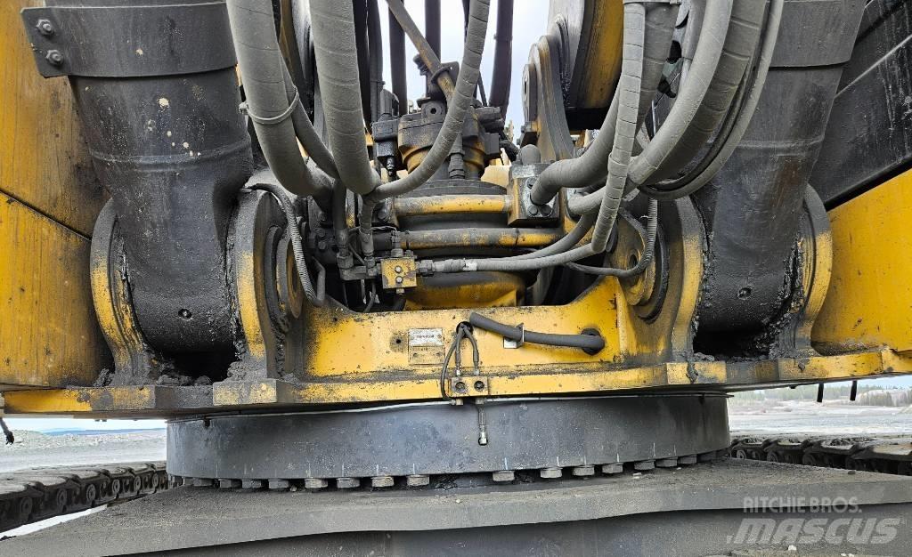 CAT 390 F Raupenbagger