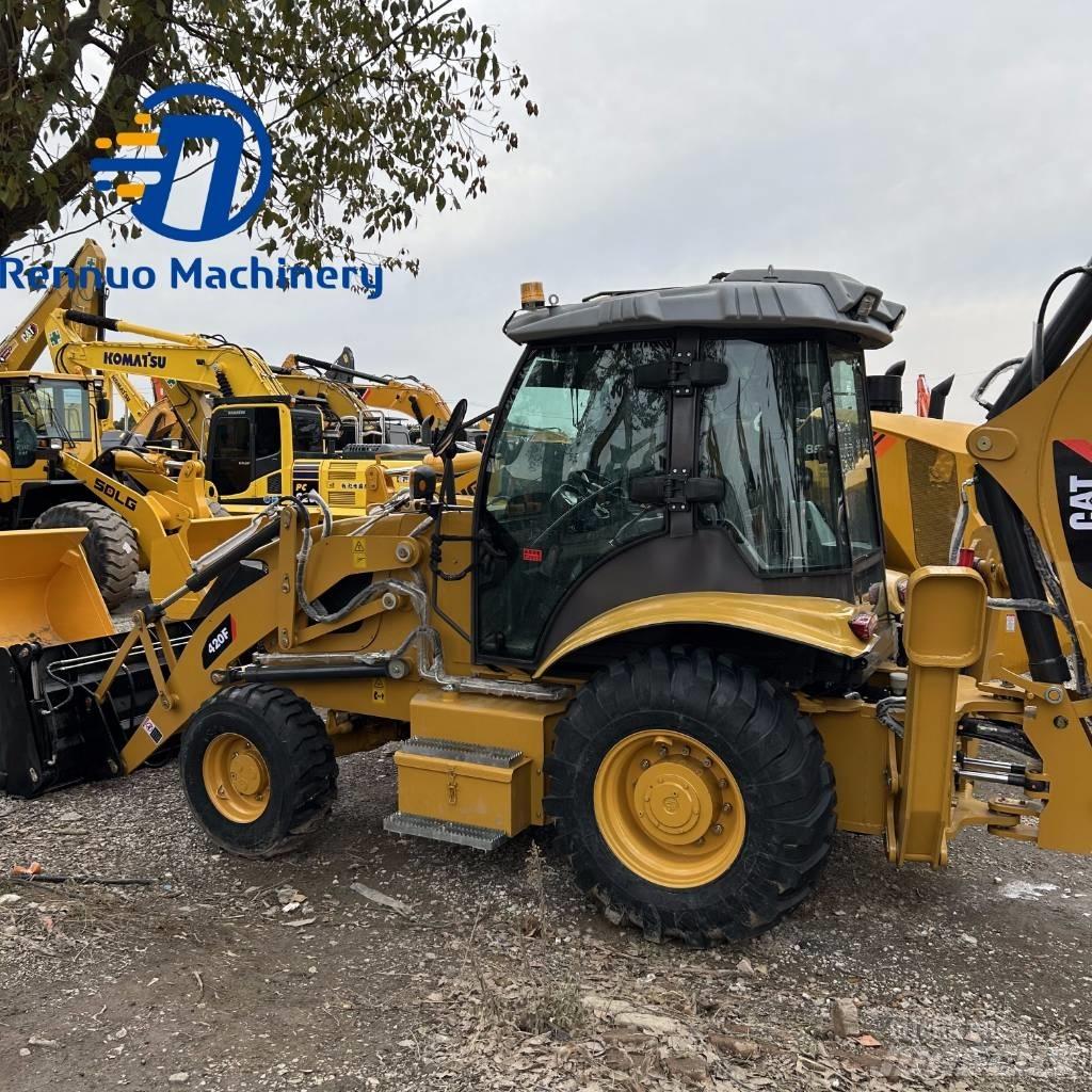 CAT 420F Baggerlader