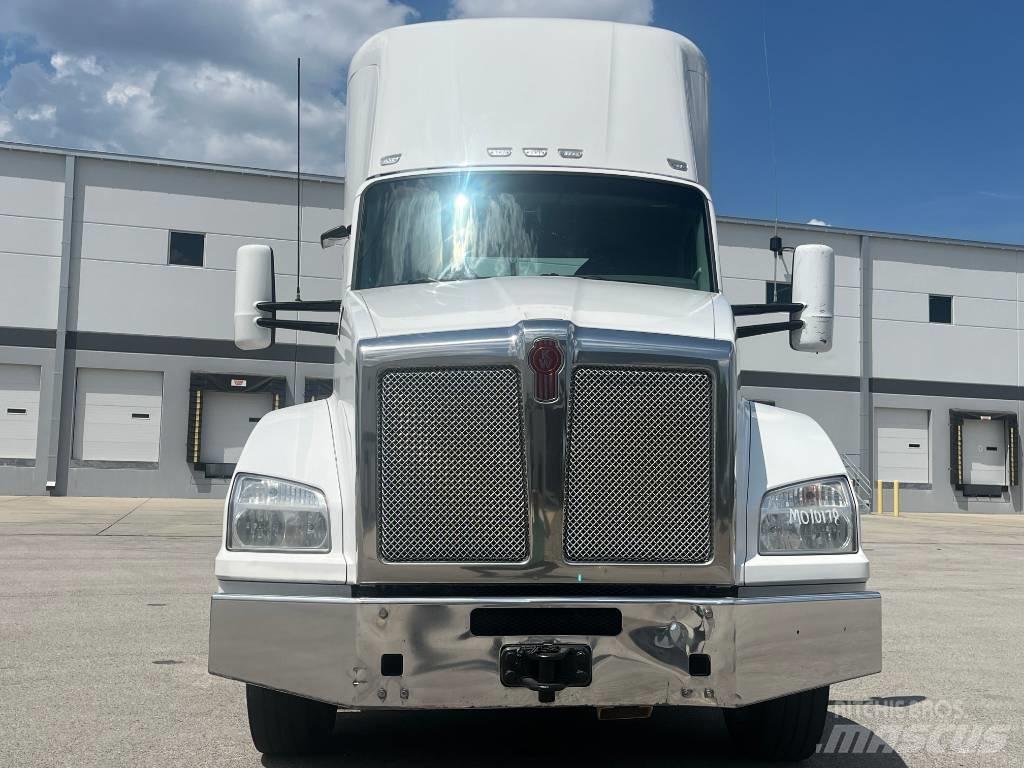 Kenworth T 880 Sattelzugmaschinen