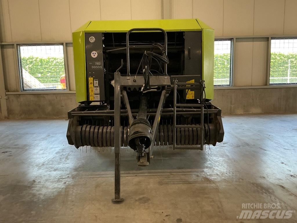 CLAAS Rollant 350 Rundballenpressen