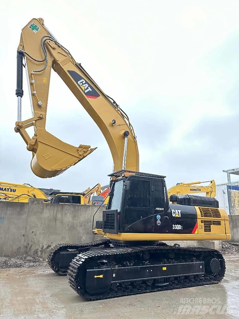 CAT 330 D2 Midibagger  7t - 12t