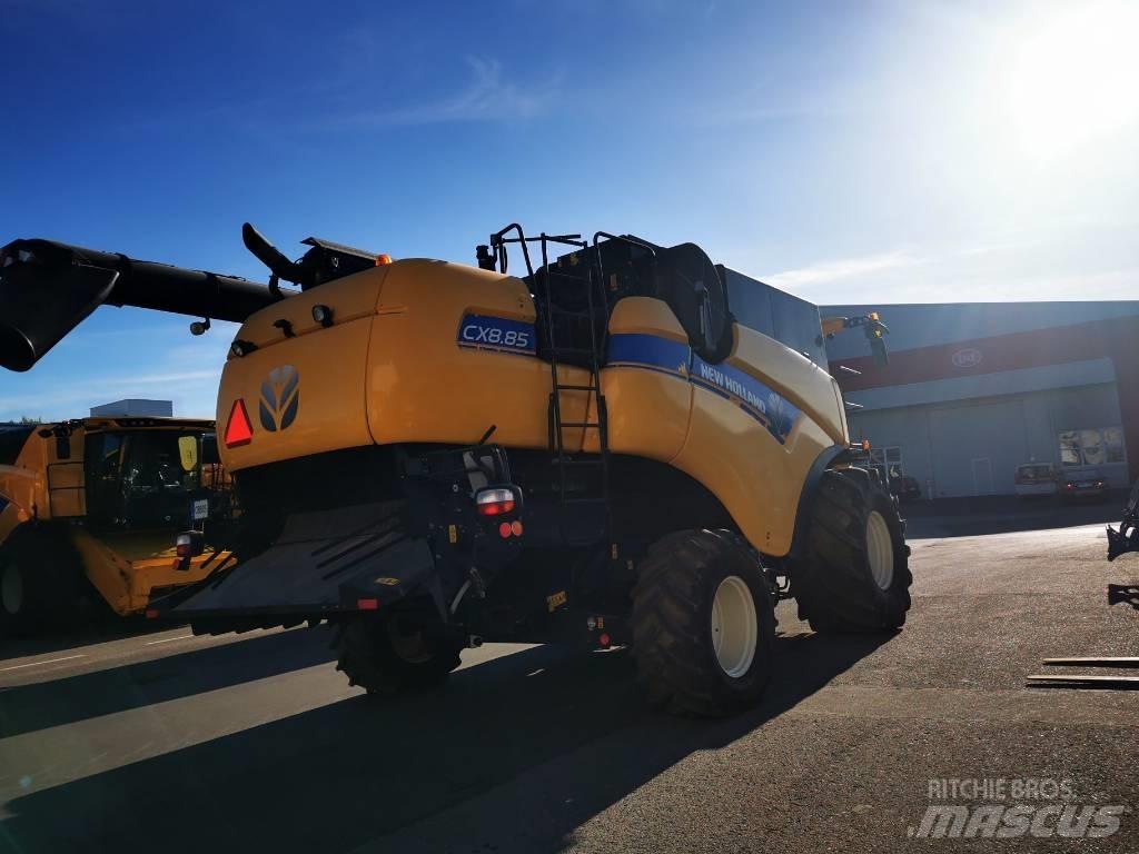 New Holland CX 8.90 Mähdrescher