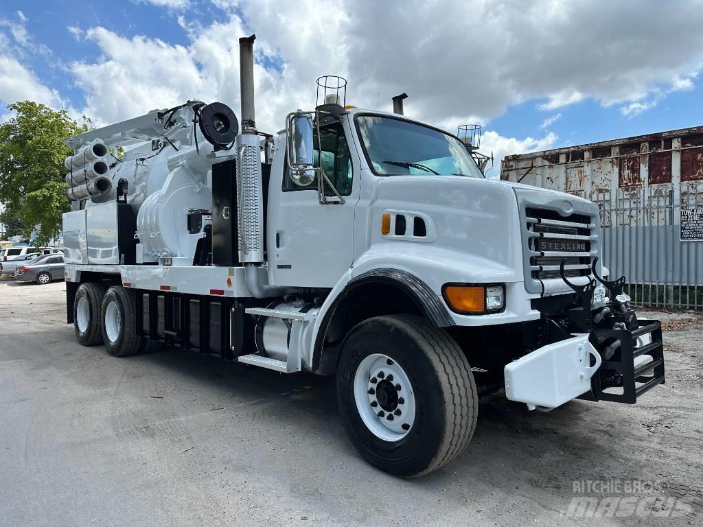 Sterling L 7501 Saug- und Druckwagen