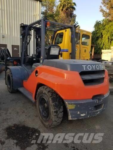Toyota 8FD70U Dieselstapler