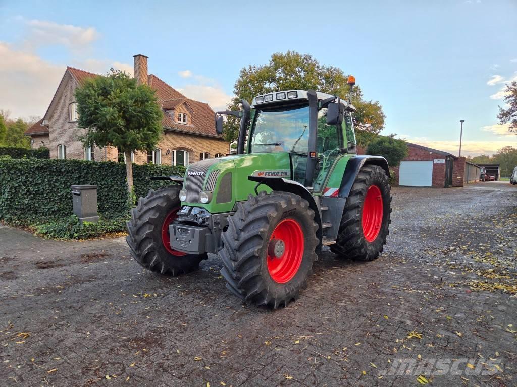 Fendt 716 Vario Traktoren