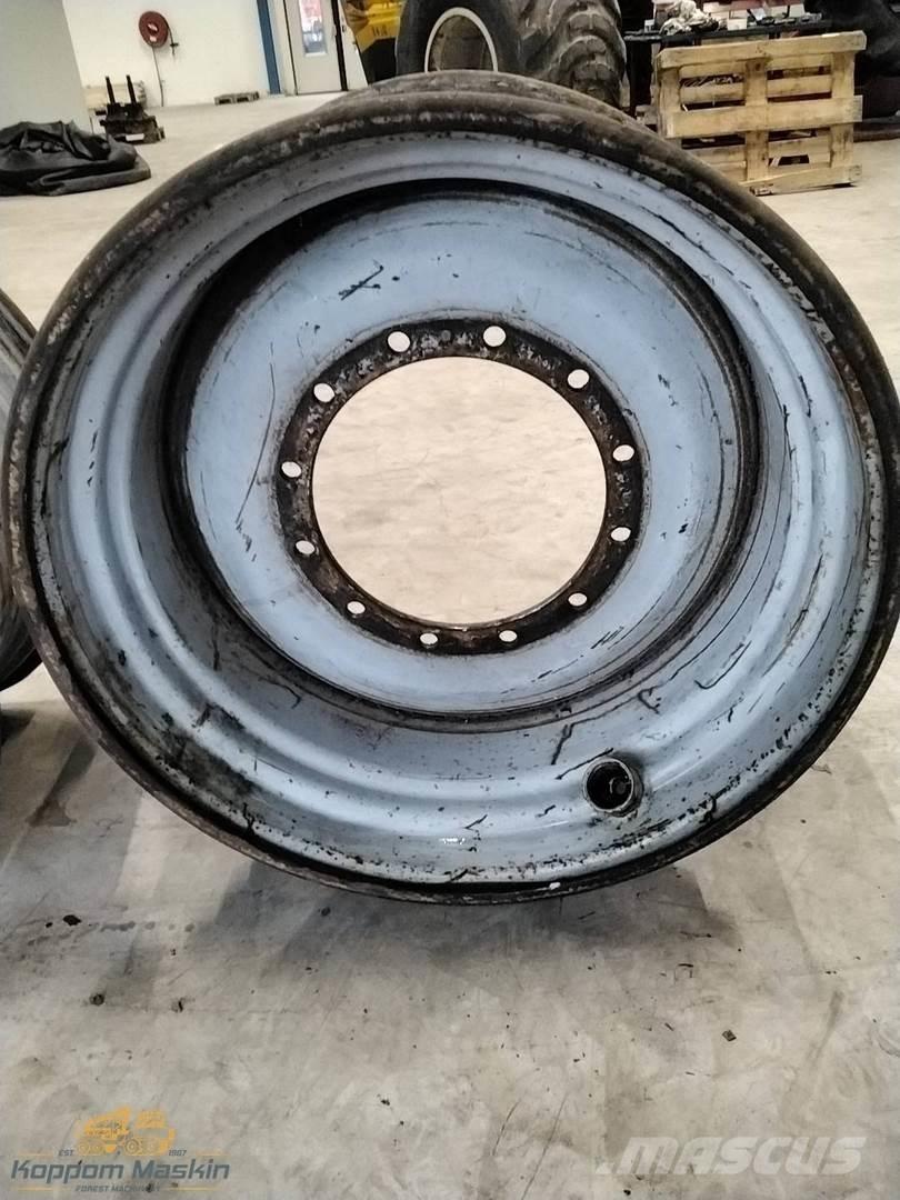 Valmet 901 20x34 Reifen