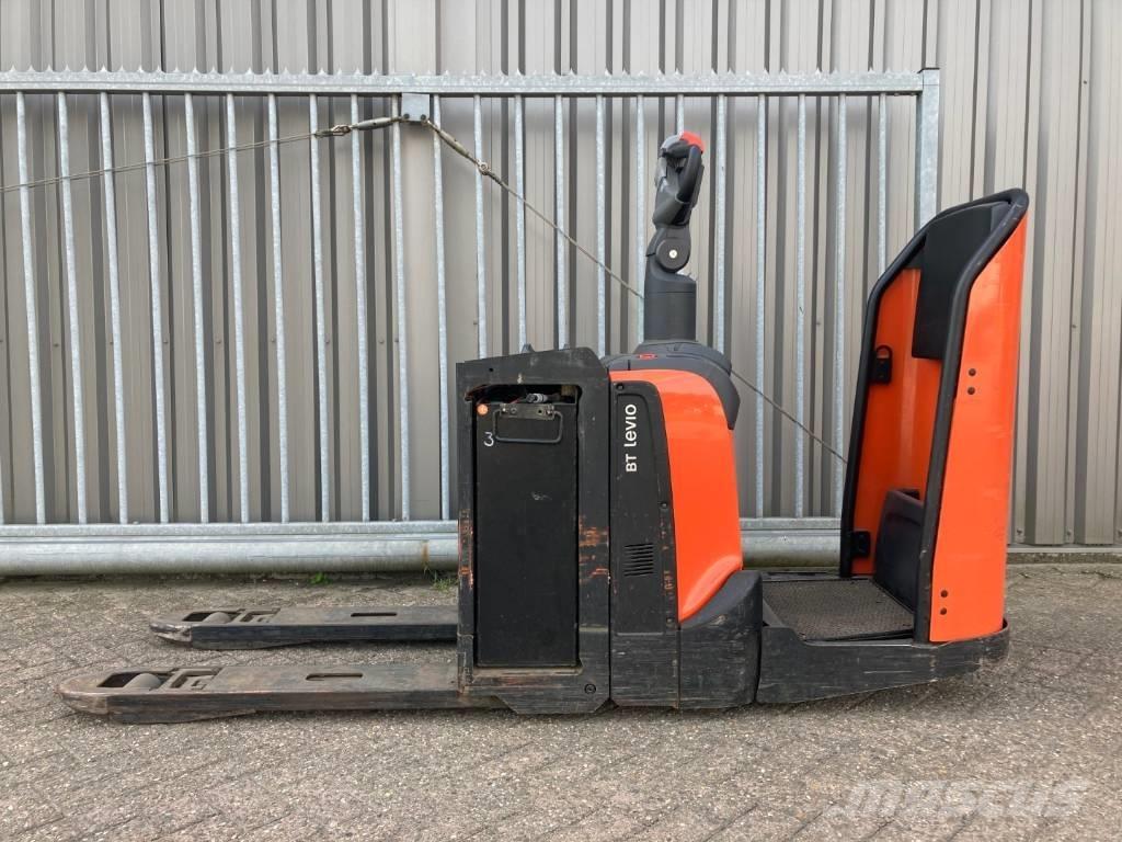 Toyota LPE200 Gabelstapler mit Fahrerstand