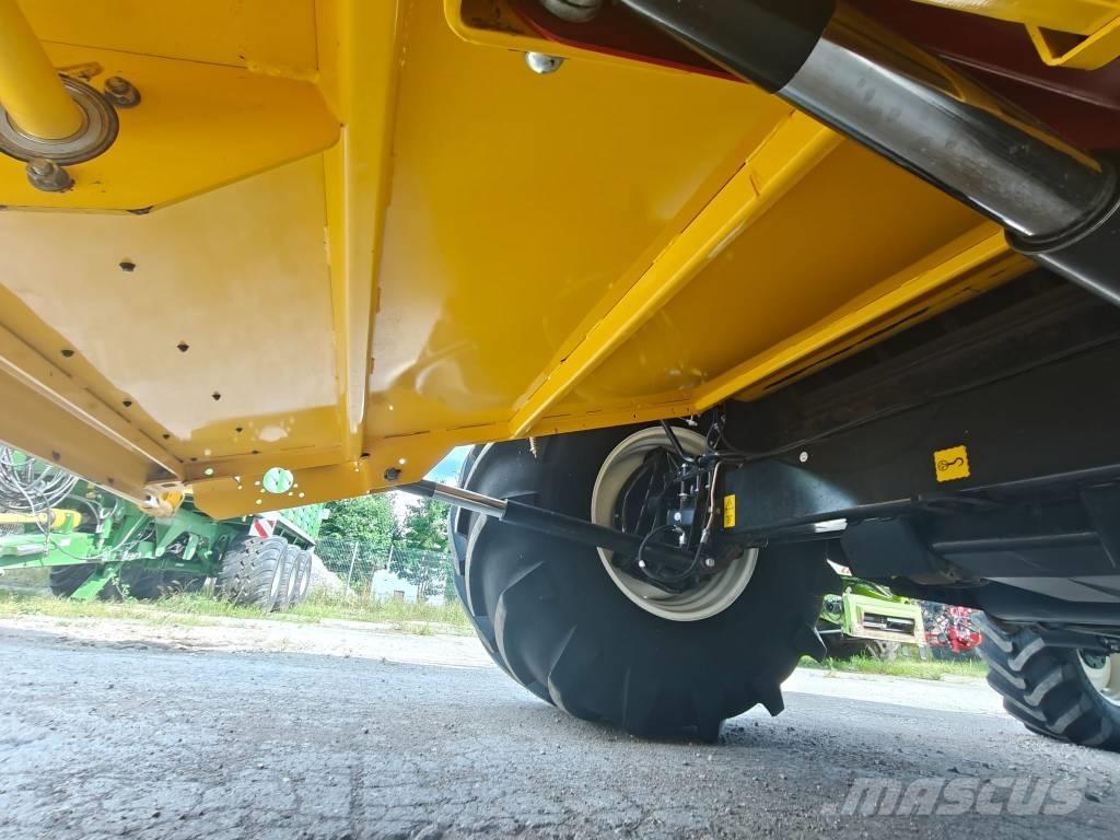 New Holland CX 6090 Mähdrescher