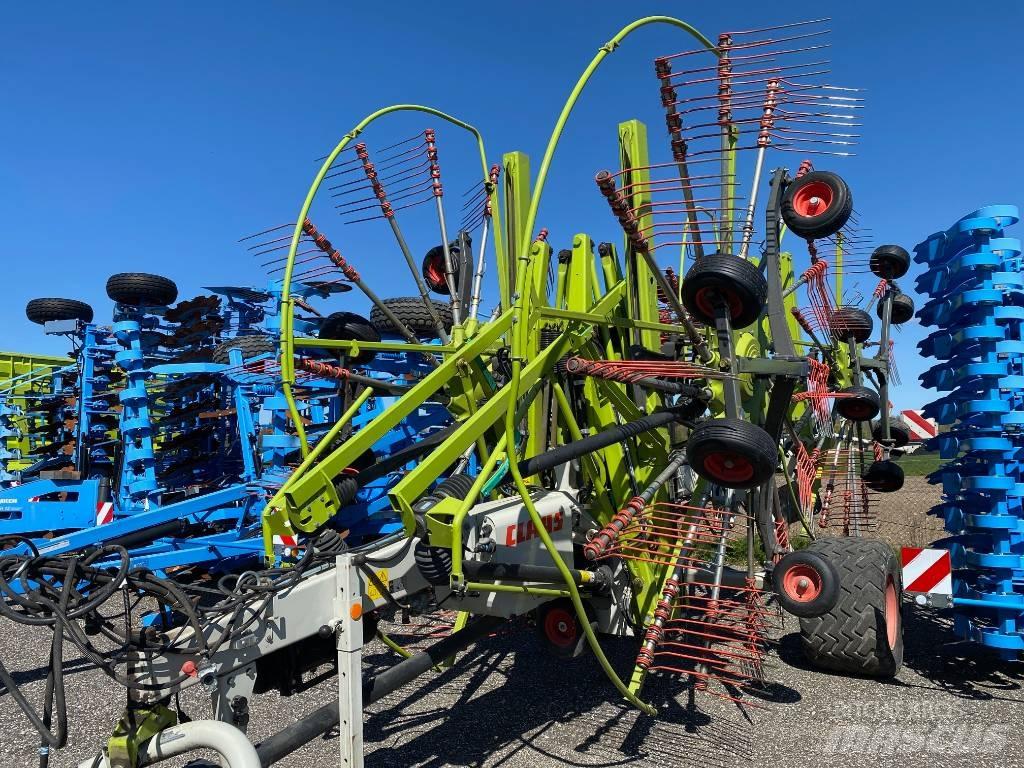 CLAAS Liner 4000 Kreiselheuer/-wender