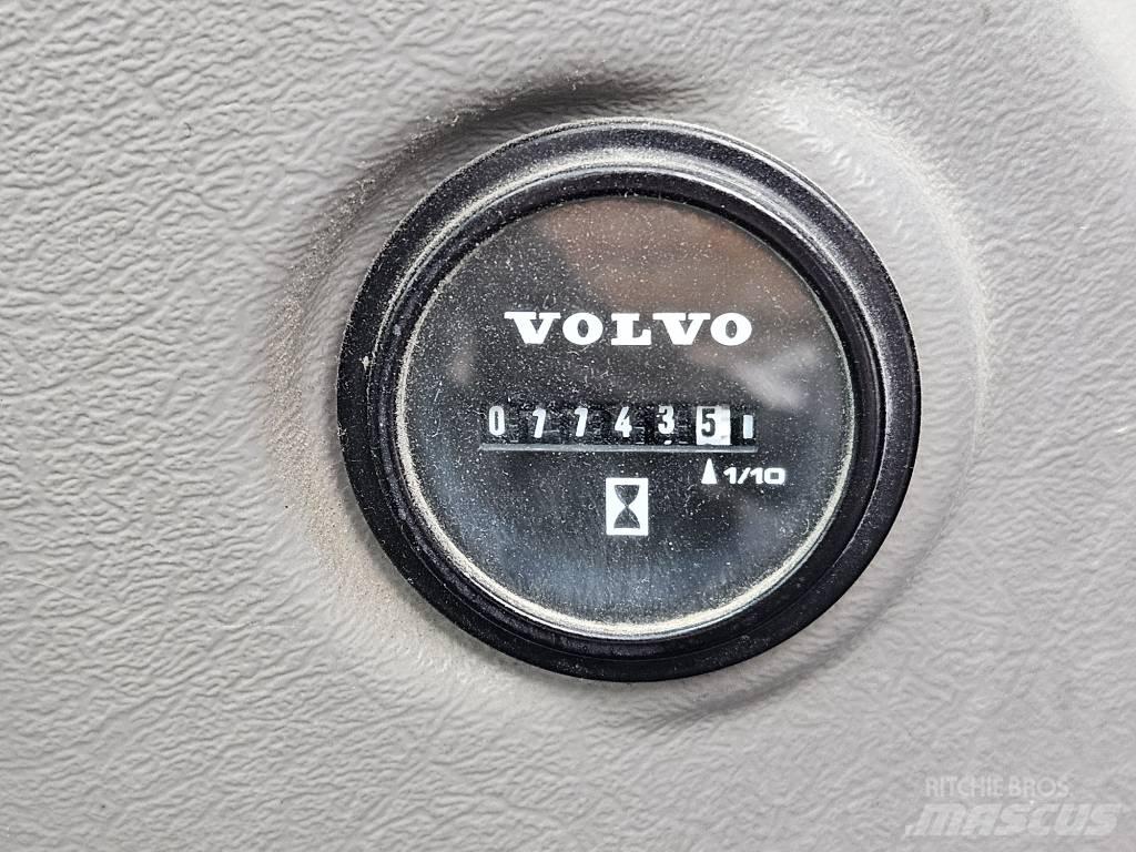 Volvo EC380EHR Raupenbagger