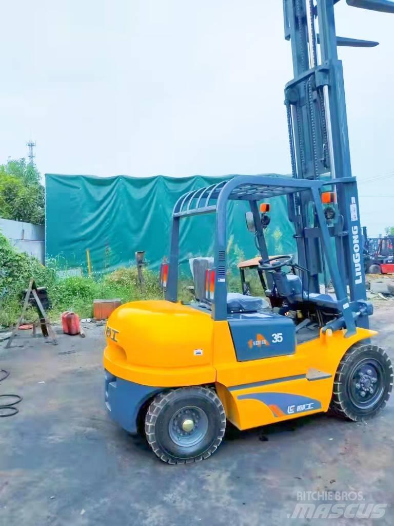 LiuGong CPC 35 Dieselstapler