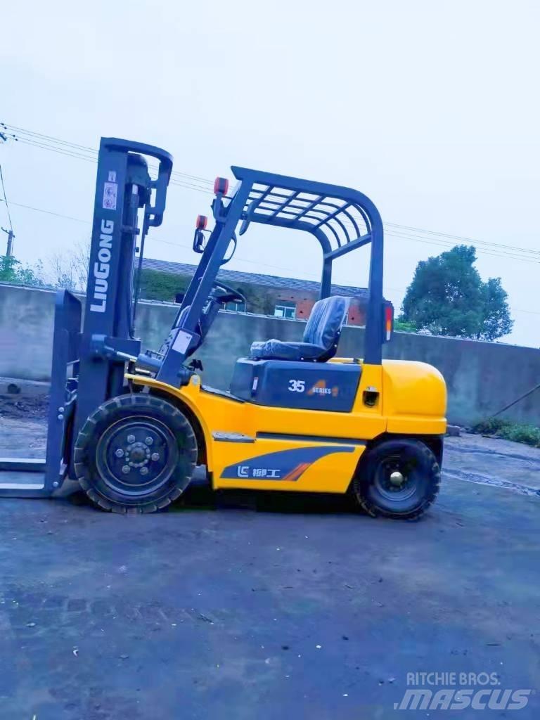 LiuGong CPC 35 Dieselstapler