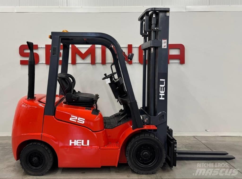 Heli 10052 - FD25G Dieselstapler