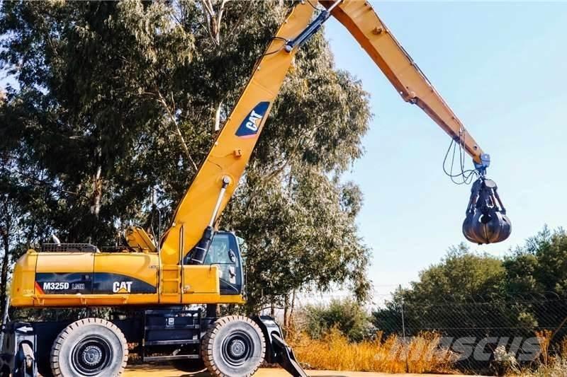 CAT M325 Minibagger < 7t