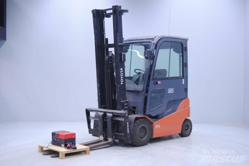 Toyota 8FBMKT30 Elektrostapler