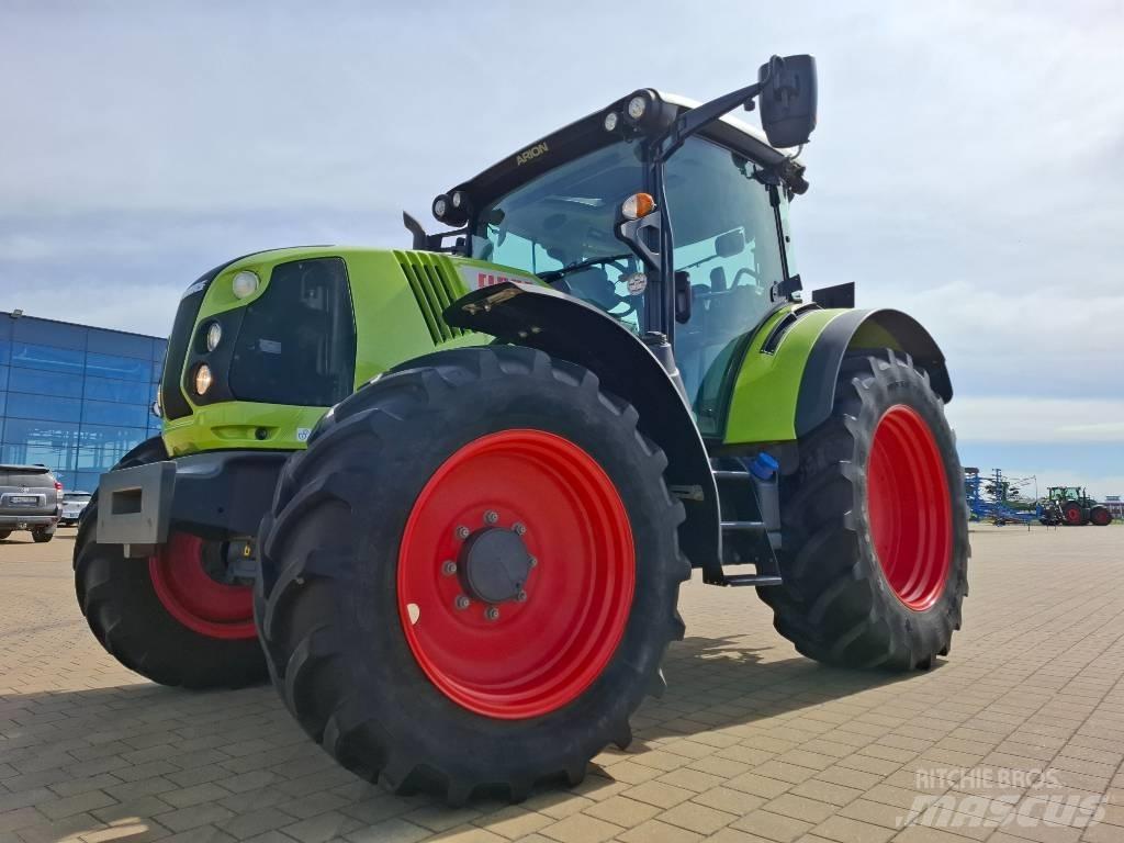 CLAAS Arion 440 CIS Traktoren