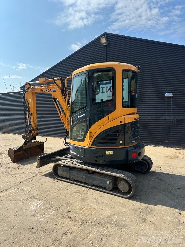 Hyundai 25 Z-9 Minibagger < 7t