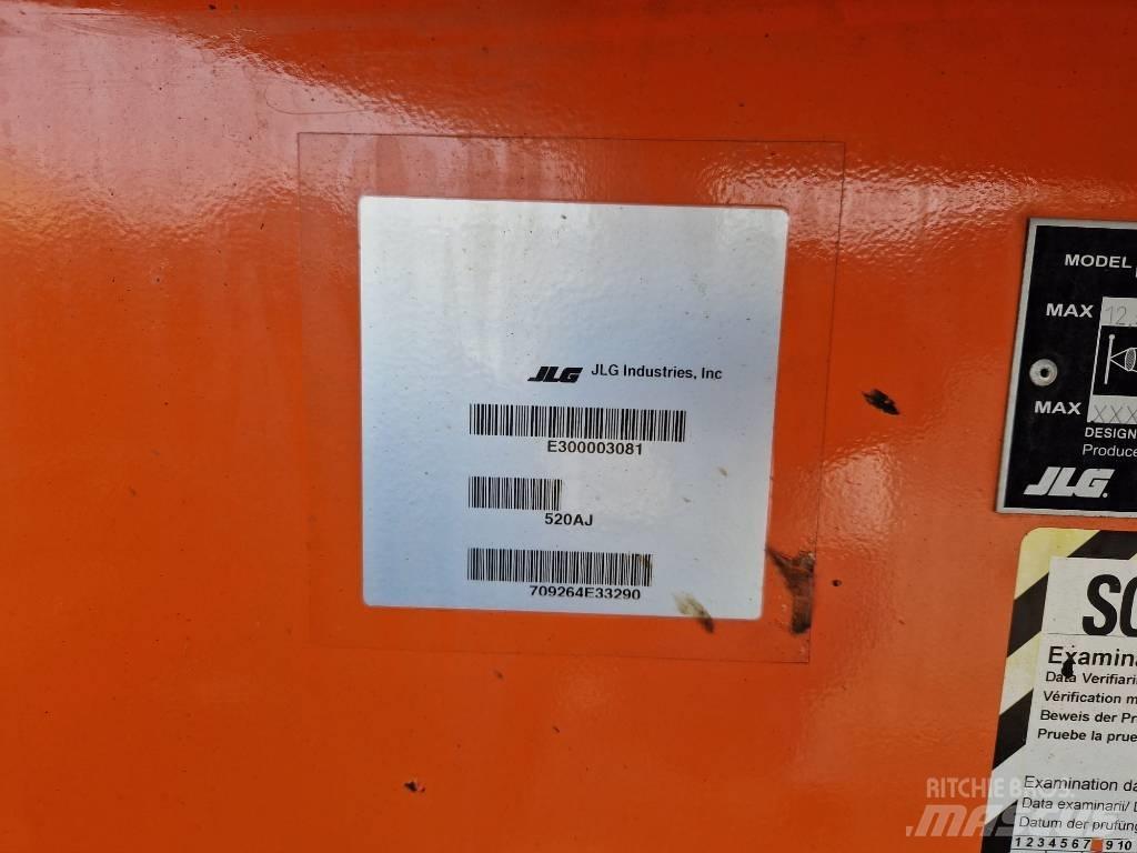 JLG 520AJ Gelenkteleskoparbeitsbühnen