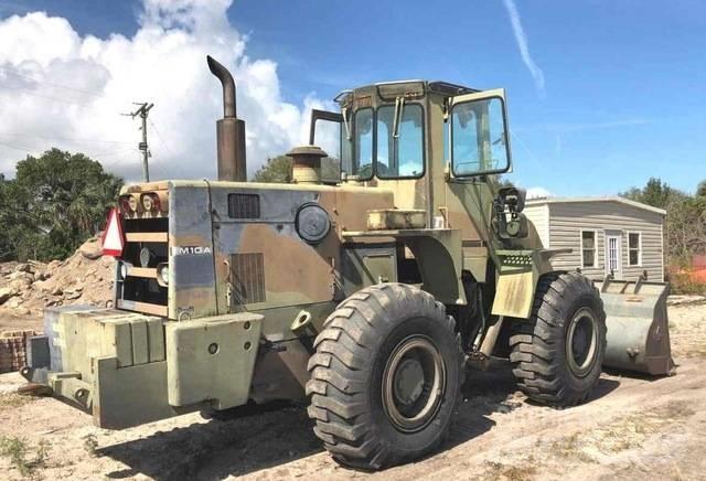 International M10 Radlader