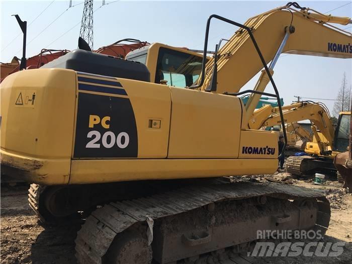 Komatsu PC 200-8 Raupenbagger