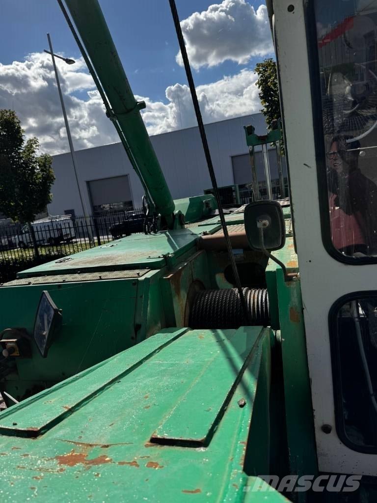 CMV TH7-25 Fahrzeug mit mobiler Bohranlage