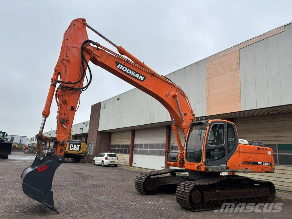 Doosan DX 255 LC Raupenbagger
