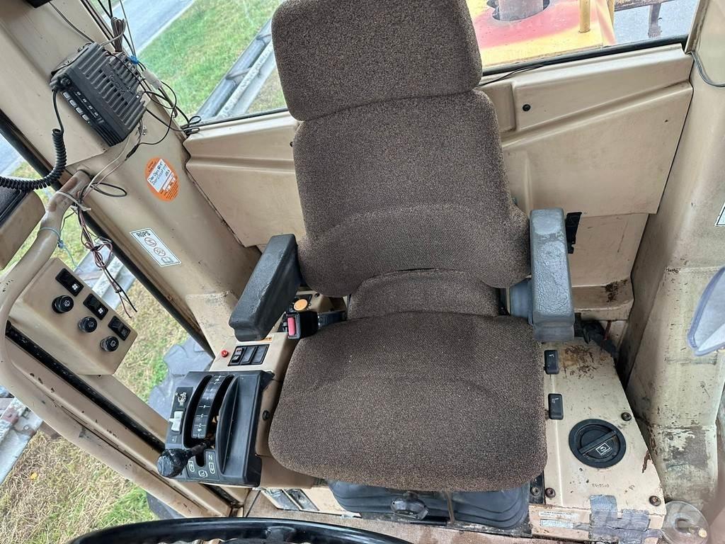 CAT 14H Grader