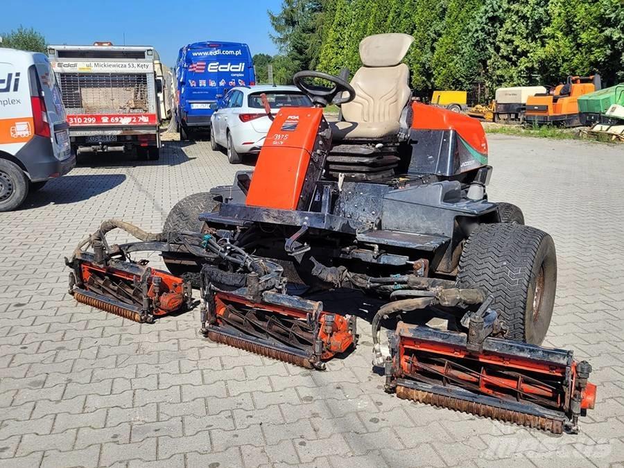 Jacobsen 305 Gezogene und selbstfahrende Mäher