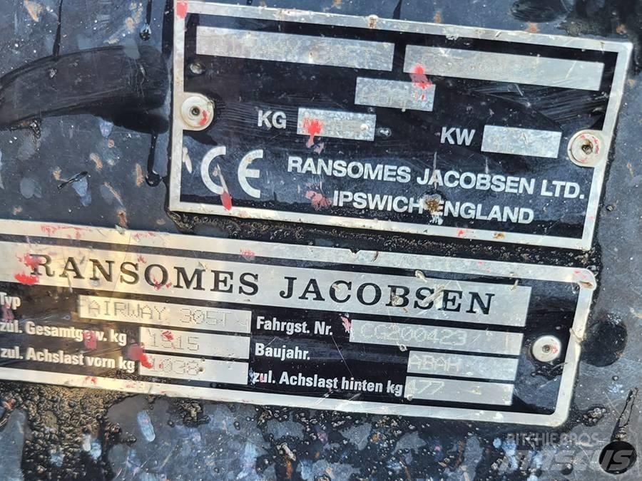Jacobsen 305 Gezogene und selbstfahrende Mäher
