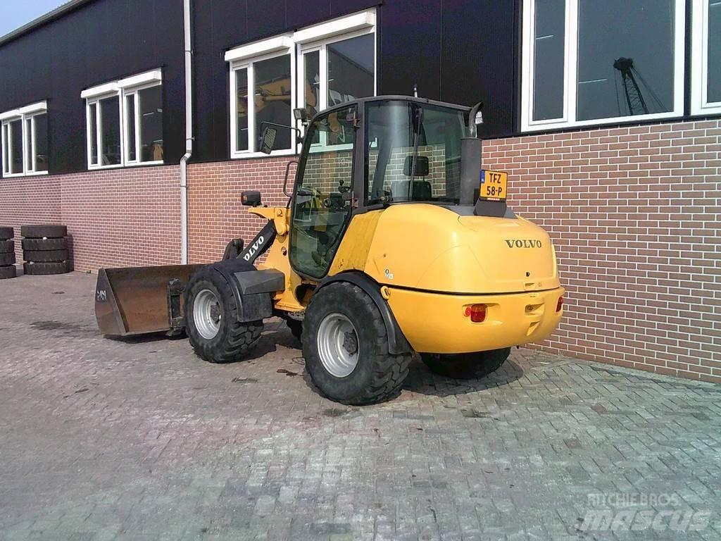 Volvo L25B Radlader