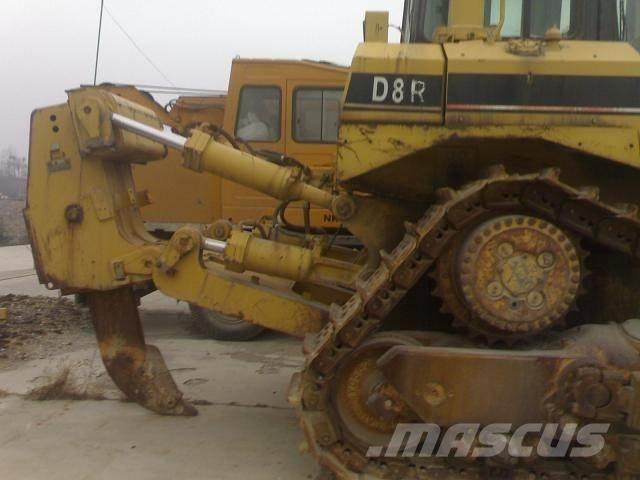 CAT D8R Bulldozer